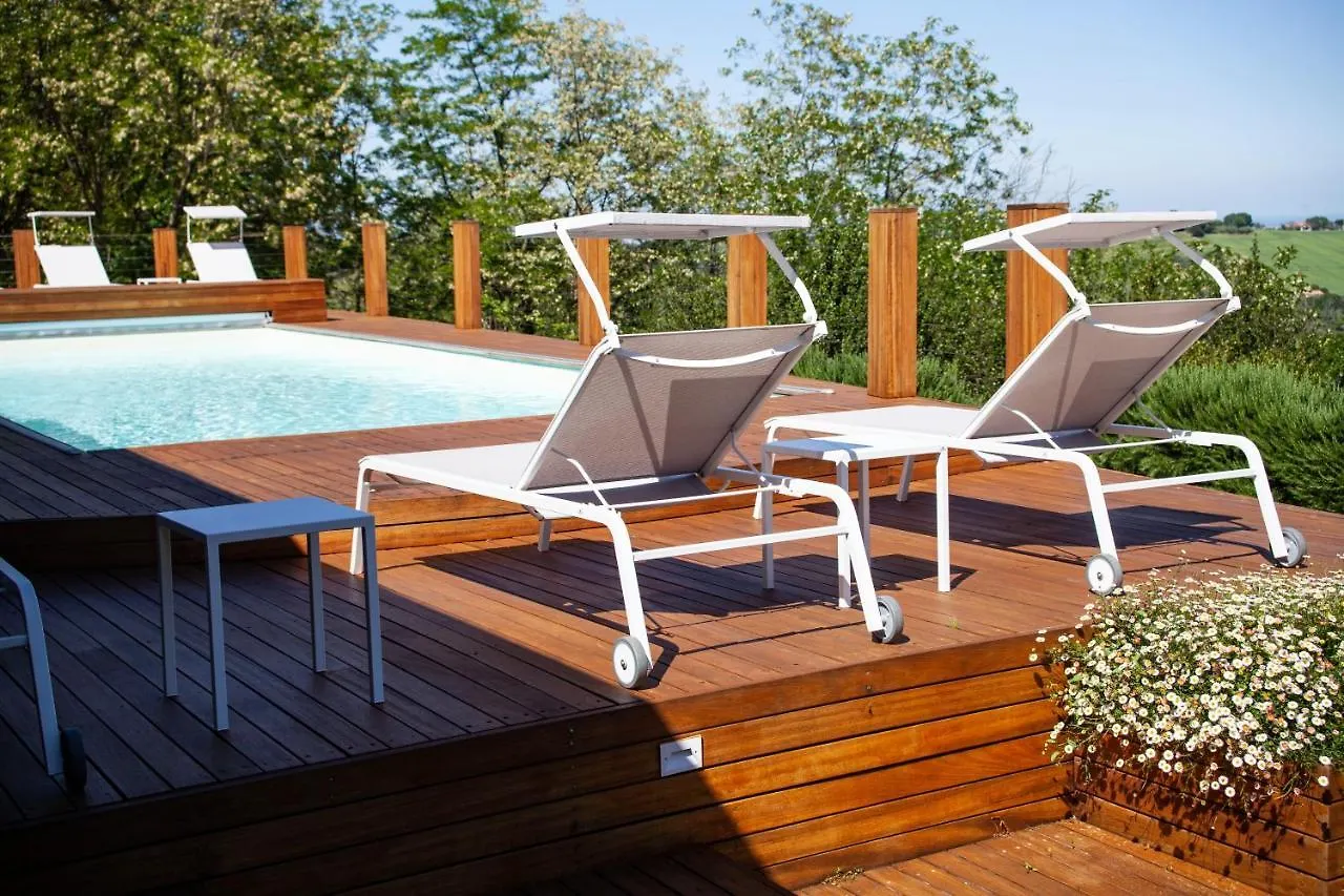 Resort Villa Paola 롱기아노 B&B